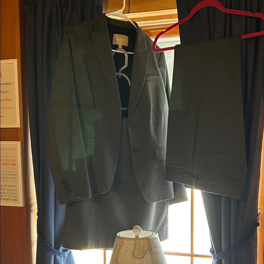 Banana Republic Charcoal Suit Set